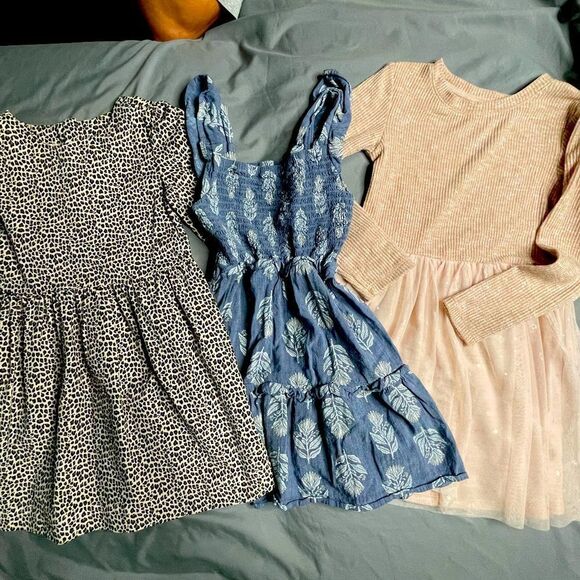 Old Navy Girls Dress Bundle - Picture 1 of 13